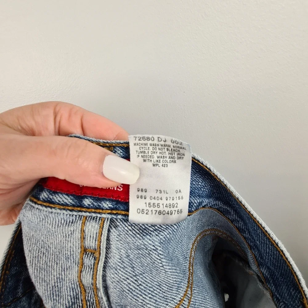 Levis 550 Classic Relaxed High Rise Cut Off Denim Shorts Blue Womens‎ Size 12 L
